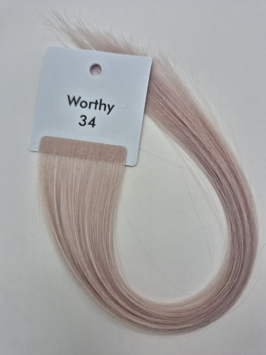 Worthy swatch – shade swatch by Kelly Maxwell Hair Extensions