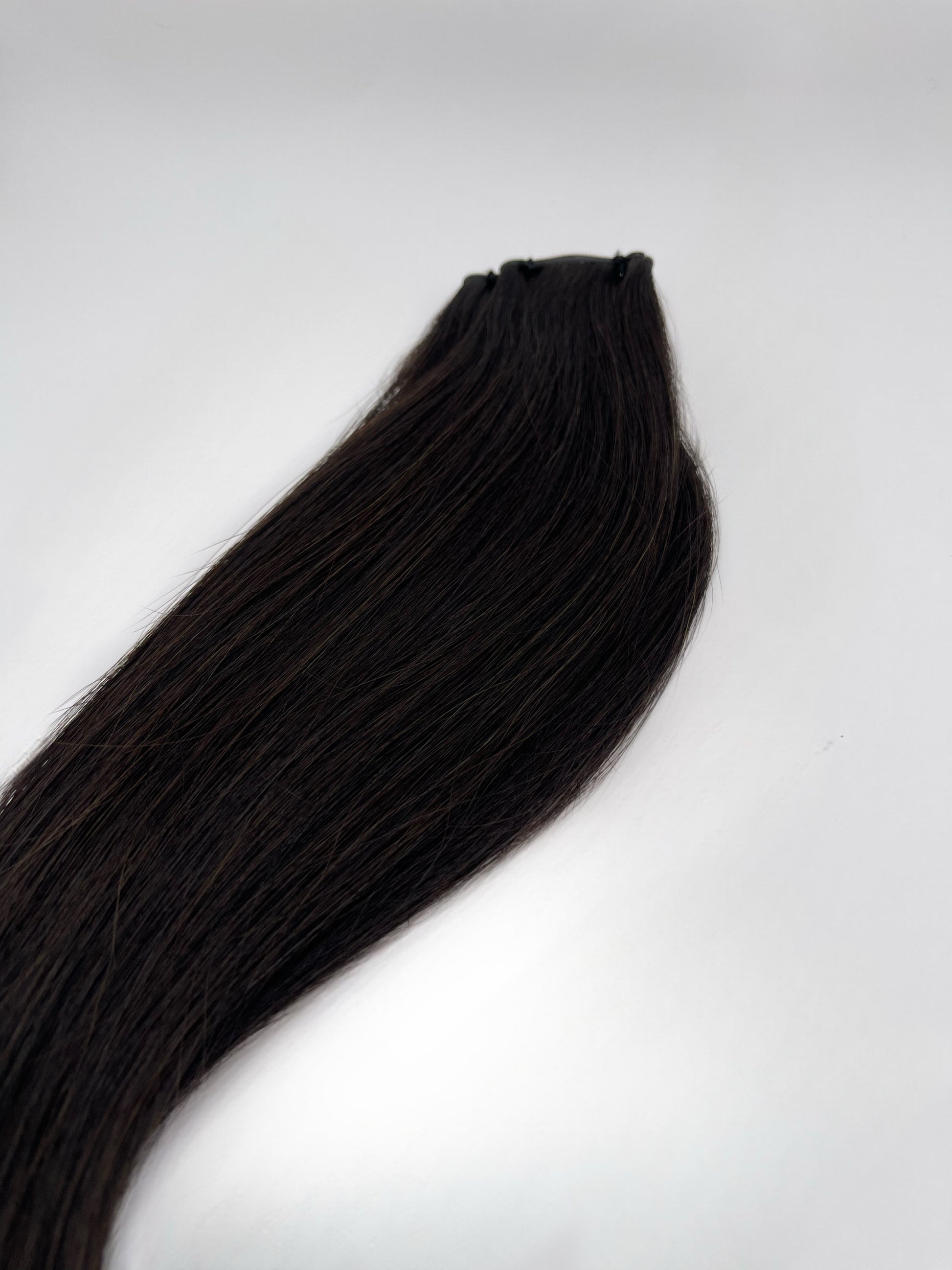 Glamorous (20) – 100% human Remy hair extension wefts by Kelly Maxwell Hair Extensions