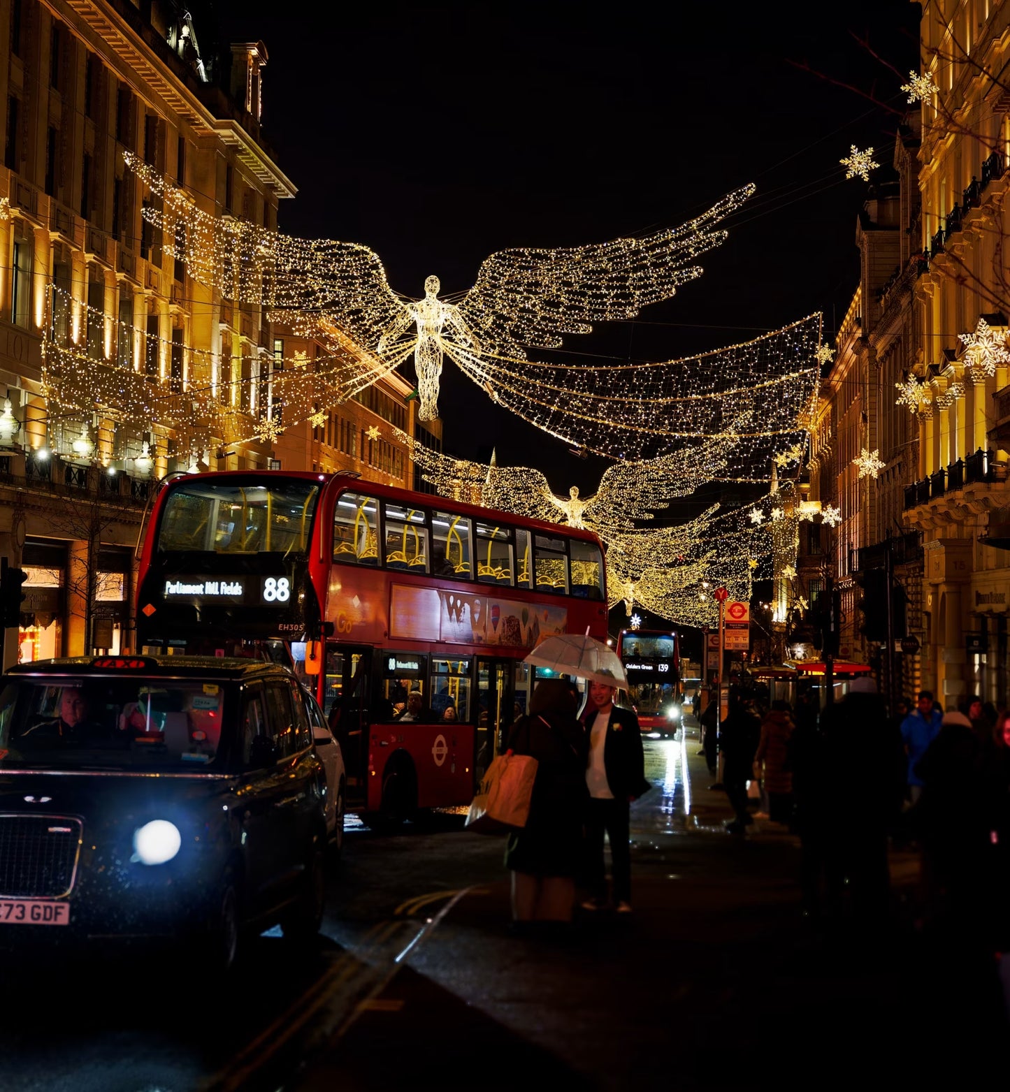 London at Christmas, Elevate advanced training
