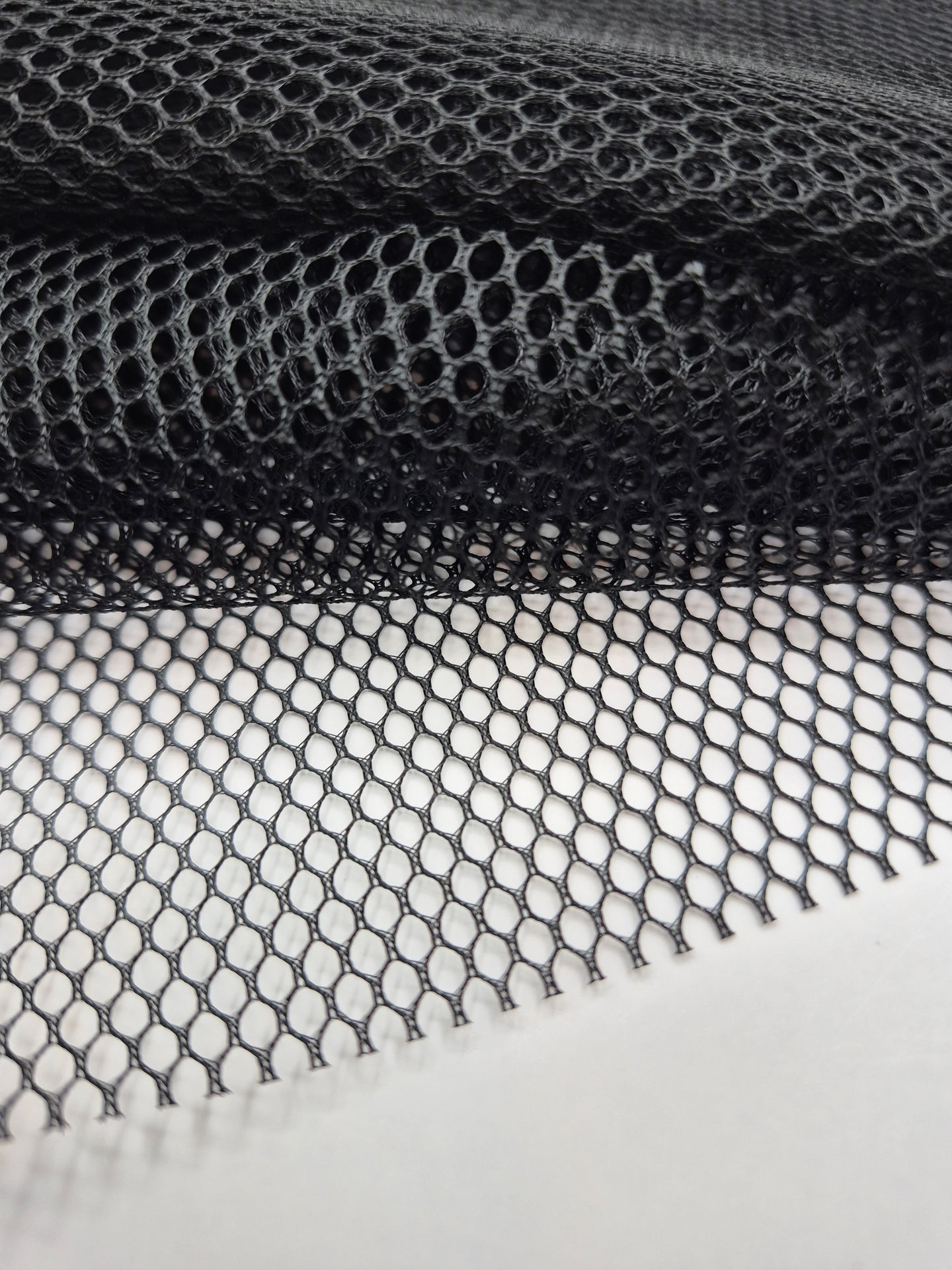 Mesh Fabric / X-Large Hole