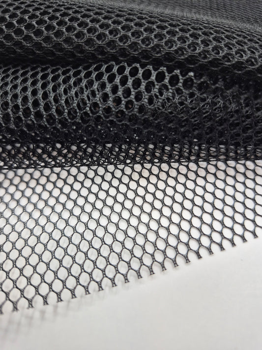 Brown mesh bundle - extra large hole stiff mesh fabric